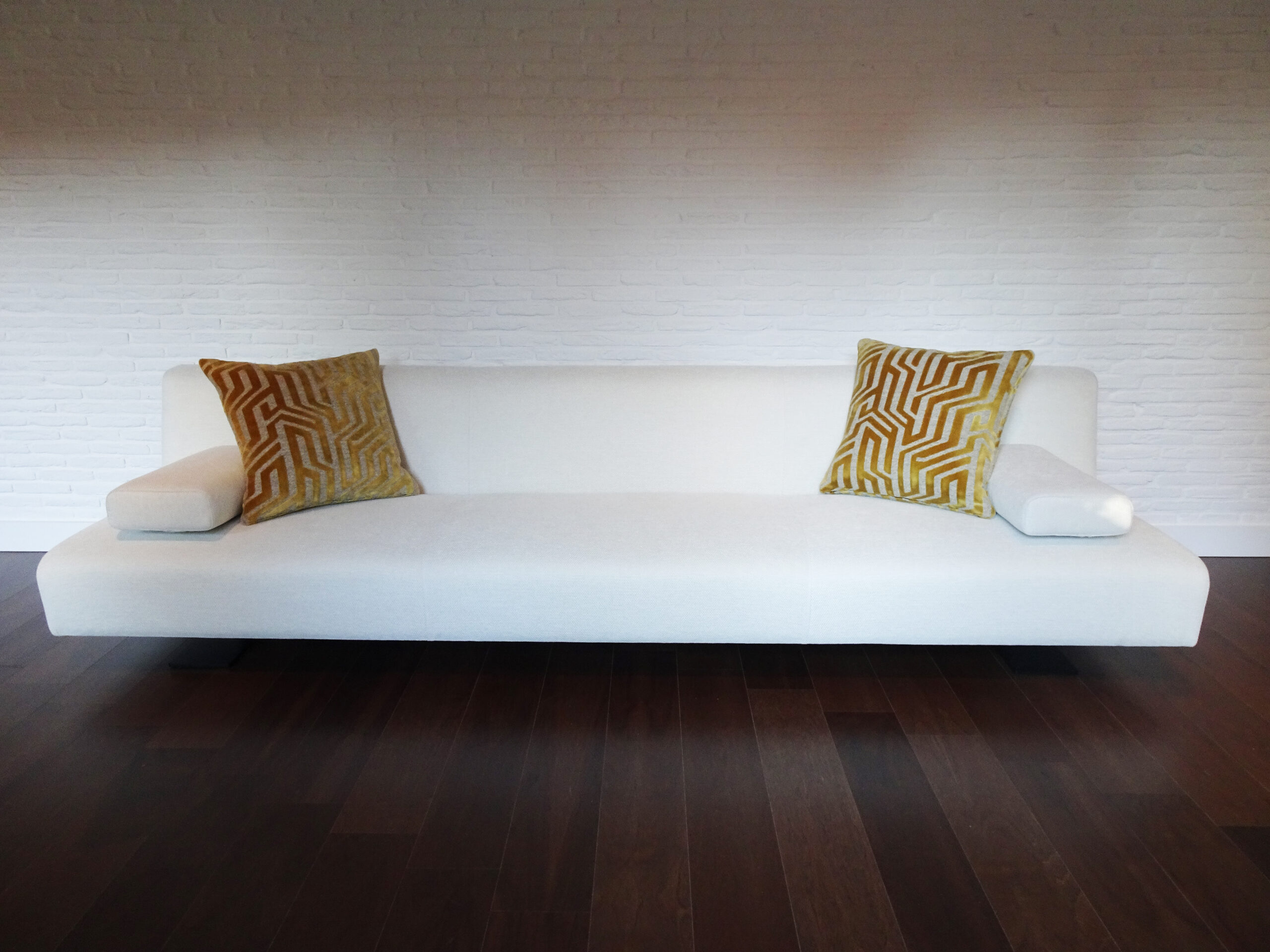 Hoefkens zetel white modern